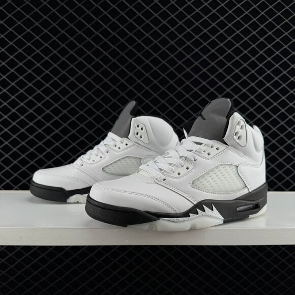 Jordan 5 Retro Reverse Metallic